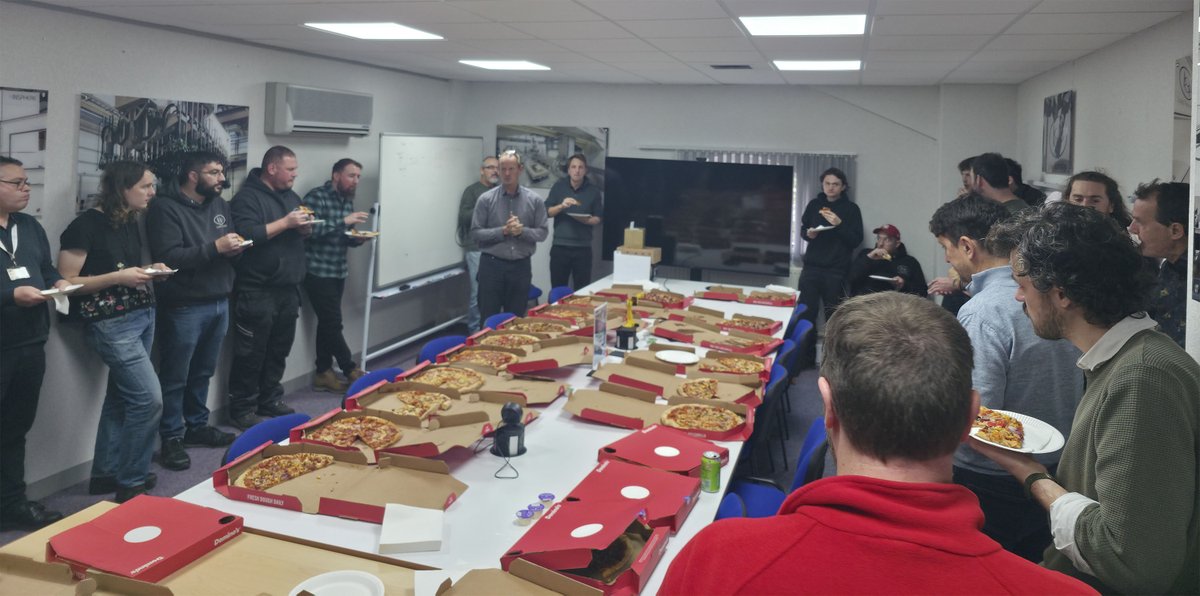 Loop_Technology's tweet image. 🍕Social events at Loop Technology are a wonderful opportunity for the team to come together and celebrate all the fantastic engineering work that has been done to bring us to where we are now. Last Friday we had a big @Dominos_UK delivery – every option imaginable was on offer…