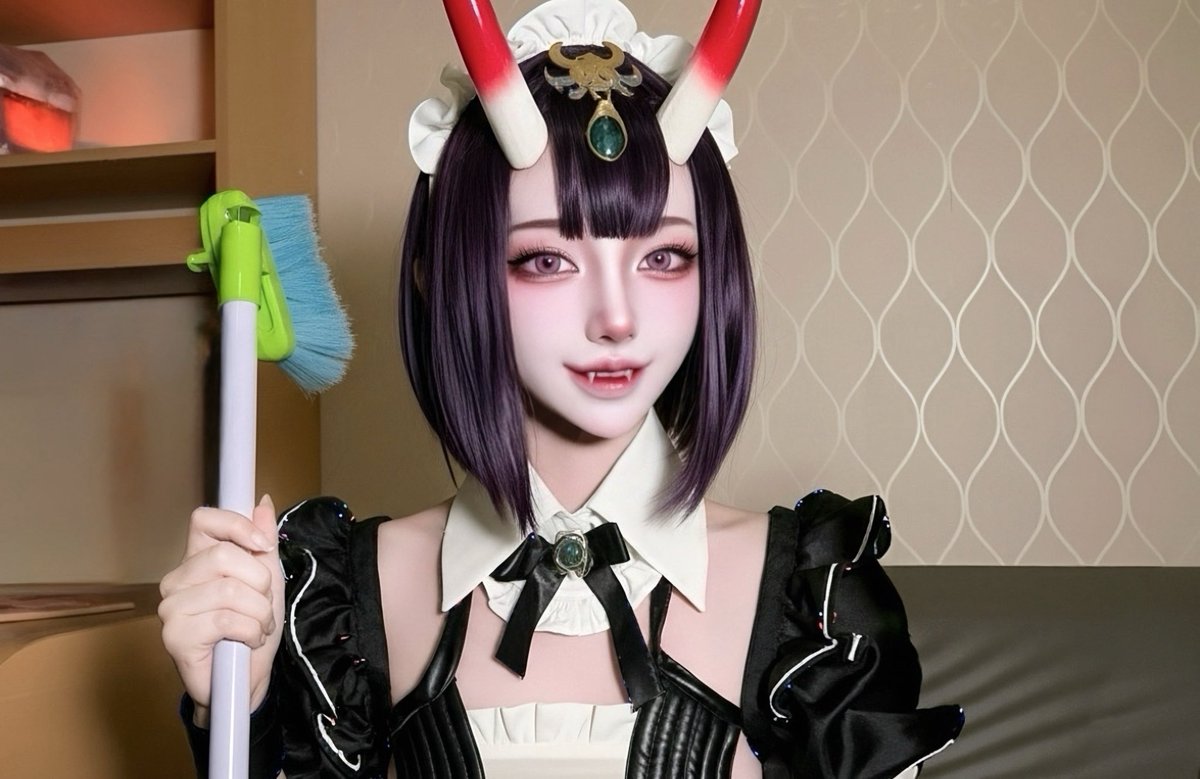 apple1nspring's tweet image. Sweetie, 
Leave the cleaning the room to cute Oni 👹❣️ #FGO  #酒呑童子 #cos