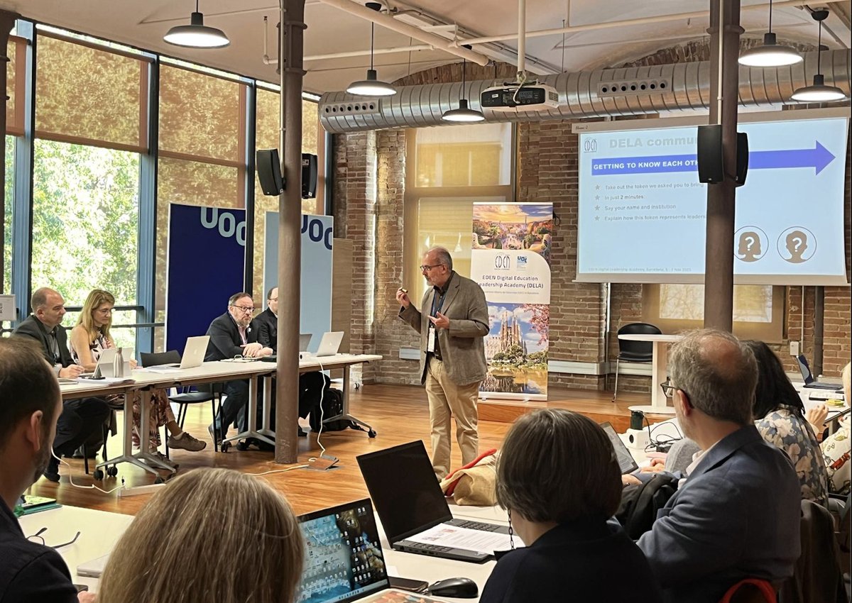 edulabTIC's tweet image. 🗣️ #Edulab professor Dr. @albert_sangra welcomes the participants of #EDENDELA at @UOCuniversity 

🛣️ Starting the journey for #leadership development in @EDEN_DLE Digital Education Leadership Academy in Barcelona!

🔹@UOCpsicoedu @UOCresearchhub 

#EDEN #UOC #DigitalEducation