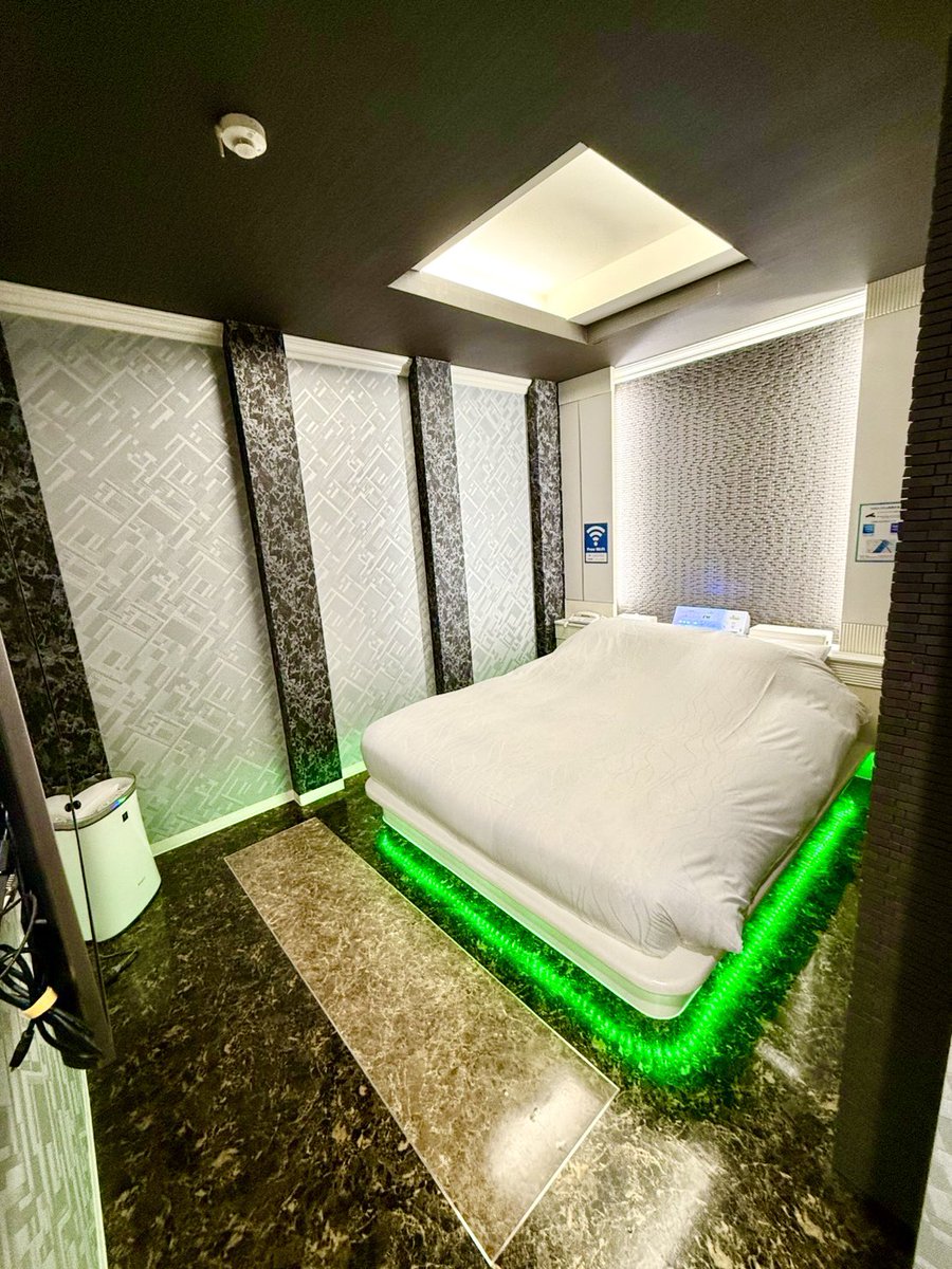 luana_RESORT's tweet photo. 今週は103.104.106.107号室をリニューアル工事しておりましたが
106号室が先ほどオープンしました✨ https://t.co/RNAAXkT3QB