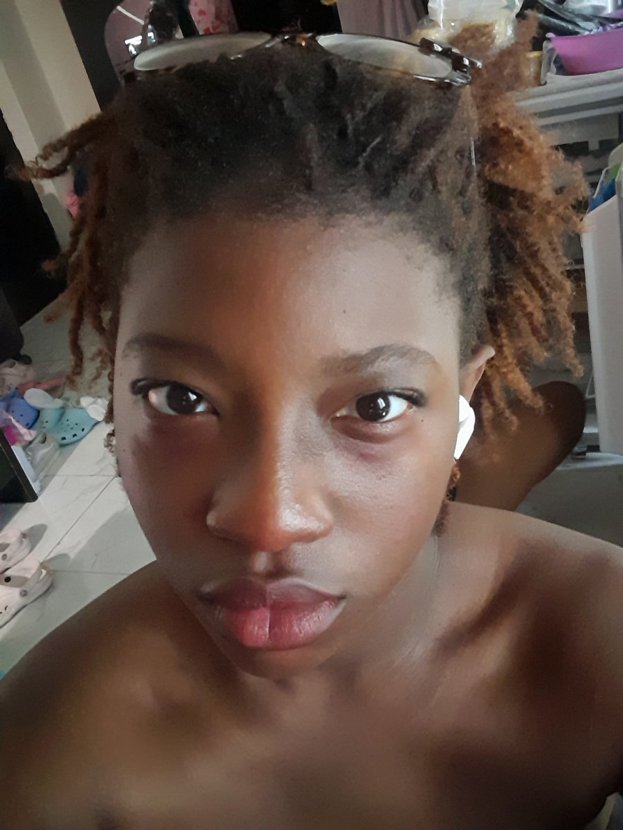 awonoremi's tweet image. #nonbinarynovember