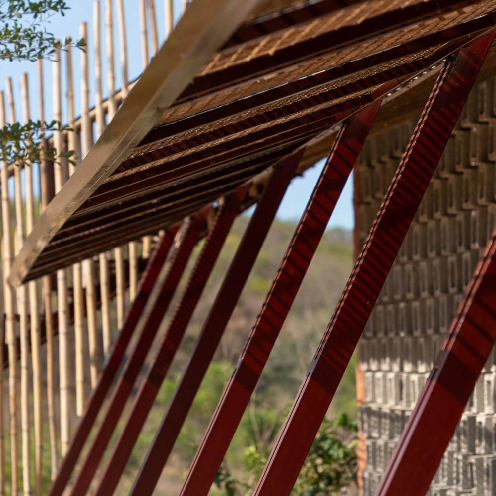 arkitektcom's tweet image. Dragonfly Retreat &amp;amp; Cafe, terk edilmiş bir mantar yetiştirme deposunun dönüştürülmesiyle hayata geçiriliyor.

Architects: Country House. Architecture
📷: Quang Dam

#arkitekt #architecture #project #design