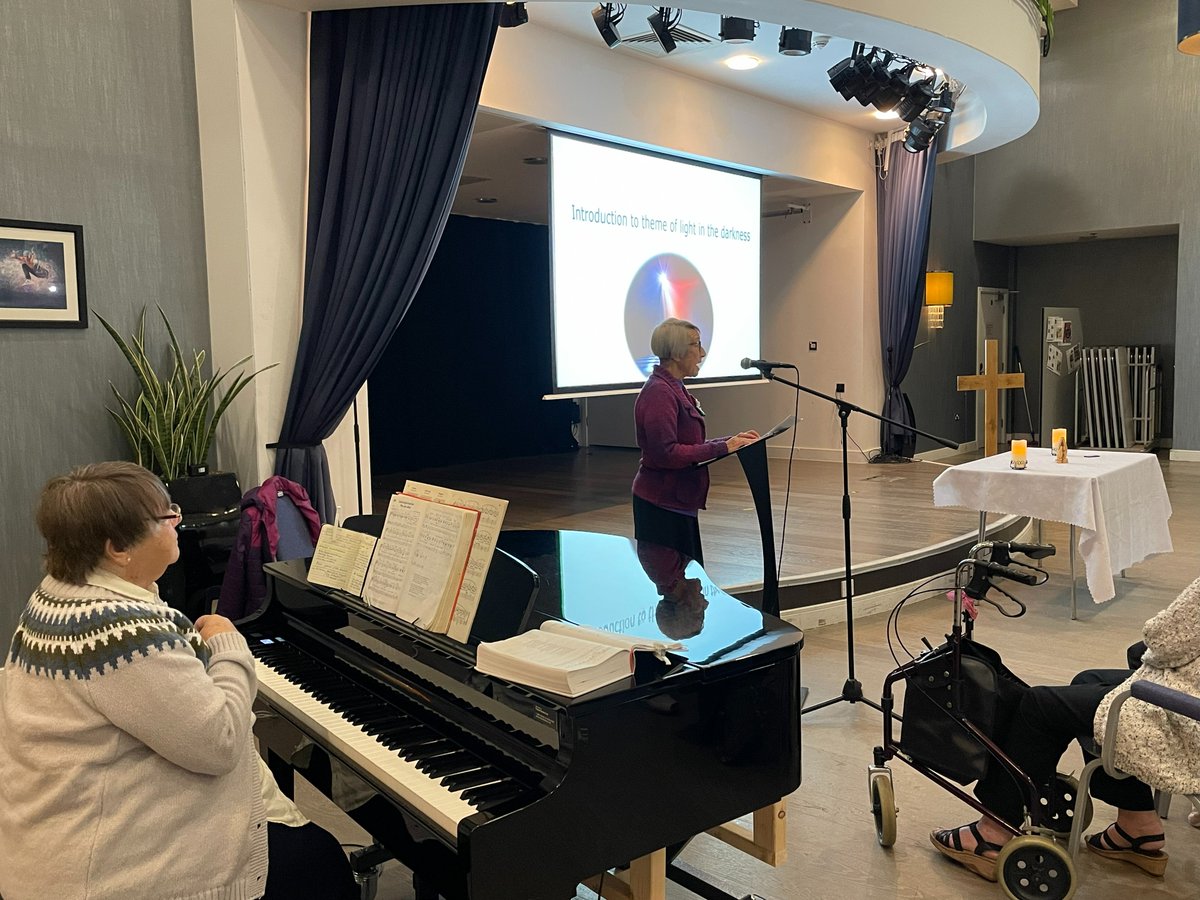 EpvFellowship's tweet photo. Thank you to Lorna for leading our service on Sunday. Also thank you to Susan for play the piano.  The theme was darkness into light https://t.co/8kd71nc6BB