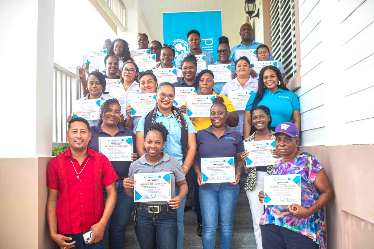 When disaster strikes, children often carry the emotional weight. The Return to Happiness (RTH) program is here to help young children heal through creativity, play &amp; support. 
Read more about the program👇
🔗 unicef.org/belize/stories…