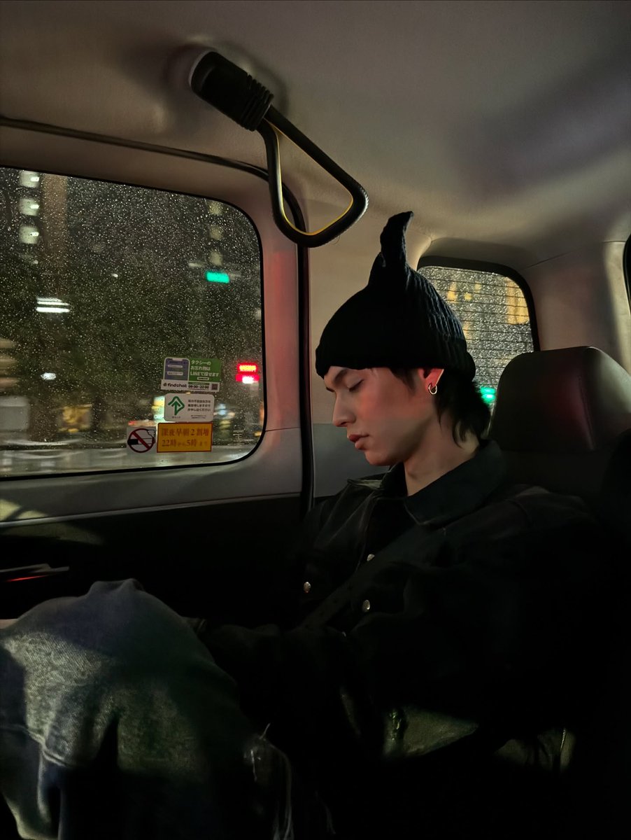 ชอบรูปนี้ สภาพวัยรุ่นตี้ยันเช้า 🤣
IG bright
🖇️instagram.com/p/DQqy8nXEQYD/…

#bbrightvc #bright
<a href="/bbrightvc/">bright</a>