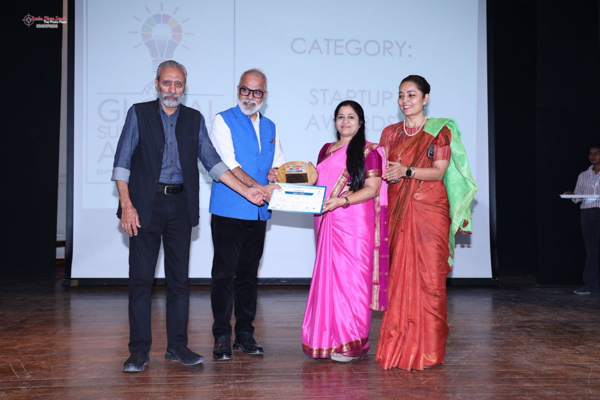 Dostbin4u's tweet image. We&apos;re excited to receive Gold Award for SDG in Startup category by Global Sustainability Awards (GSA) 2025, held at Miranda House, University of Delhi.

@zeetv @zee5 @shailichopra @ideabaazofficial @shethepeopletv 

#DOSTBIN #GSAAwards2025 #MirandaHouse #Delhi #DrSeemaSingh