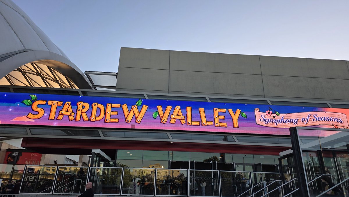 Timbo_SA's tweet image. Been looking forward to this for a while... Stardew has such wonderfully chill music #stardewvalley @StardewConcert