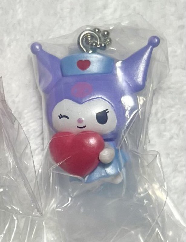 mzk_msp's tweet image. 交換 サンリオ サンリオキャラクターズ
ナーススイングマスコット ナース マスコット
ガチャガチャ ガシャポン ピアノ

【譲】
クロミ

【求】
同種 ＞ 固定 ＞ 異種
マイスウィートピアノ

郵送、都内手渡し。