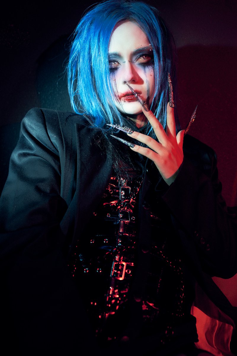 MadmansEsprit's tweet photo. Madmans Esprit from Alive Hall 2025/10/19  

叫號 - Voice  

Extra B-cut photos available on the official fanclub and patreon  
Official Fanclub ➡️ https://t.co/CZN9JhqXOx  
Patreon ➡️ https://t.co/6jgVRZV4Qq https://t.co/gD8Xw7ZthR