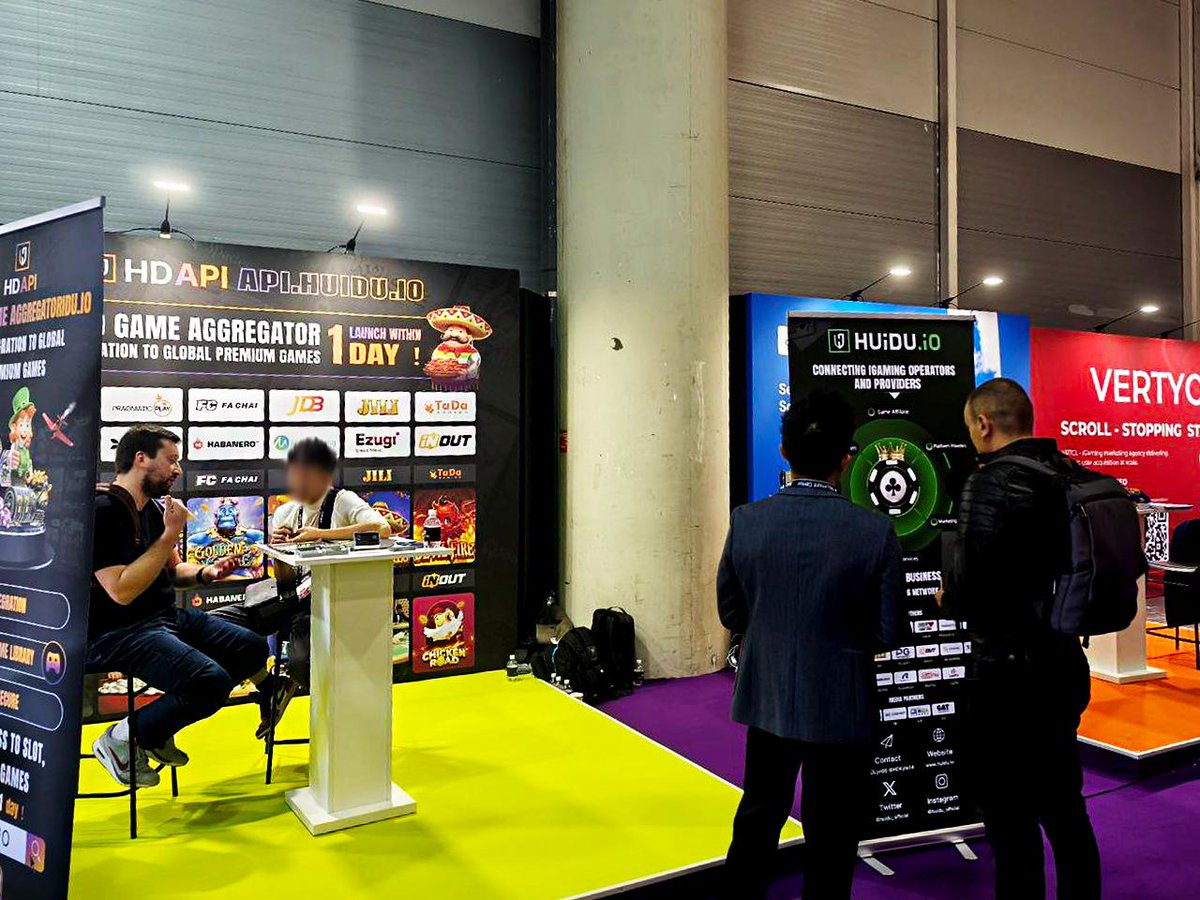 huidu_io's tweet image. 🔥SiGMA Central Europe 羅馬站全面開啟，灰度展位1012等你！
灰度攜手全球夥伴，亮相展位1012，現場氣氛熱烈、人潮湧動💥
我們帶來了前沿解決方案、行業洞察與創新實踐，現場討論熱烈、合作不斷！🥰
🤝趕快來展位1012，與灰度一起探索 iGaming 的未來版圖！

#SiGMA #huidu #iGaming…