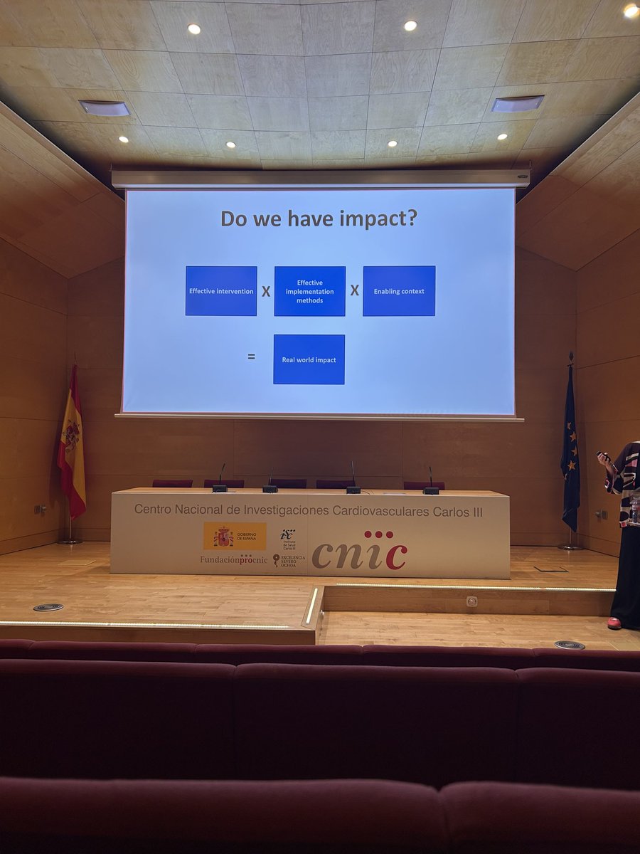 annalaura_mstrn's tweet image. From theory to real-world impact #implementation #science is key to bridging #research and #policy! Great talk by @FemkeVanNassau, @CNIC_CARDIO invited speaker. Loved the deep dive into 3 intervention studies, process evaluation, and how context + sustainability drive real change