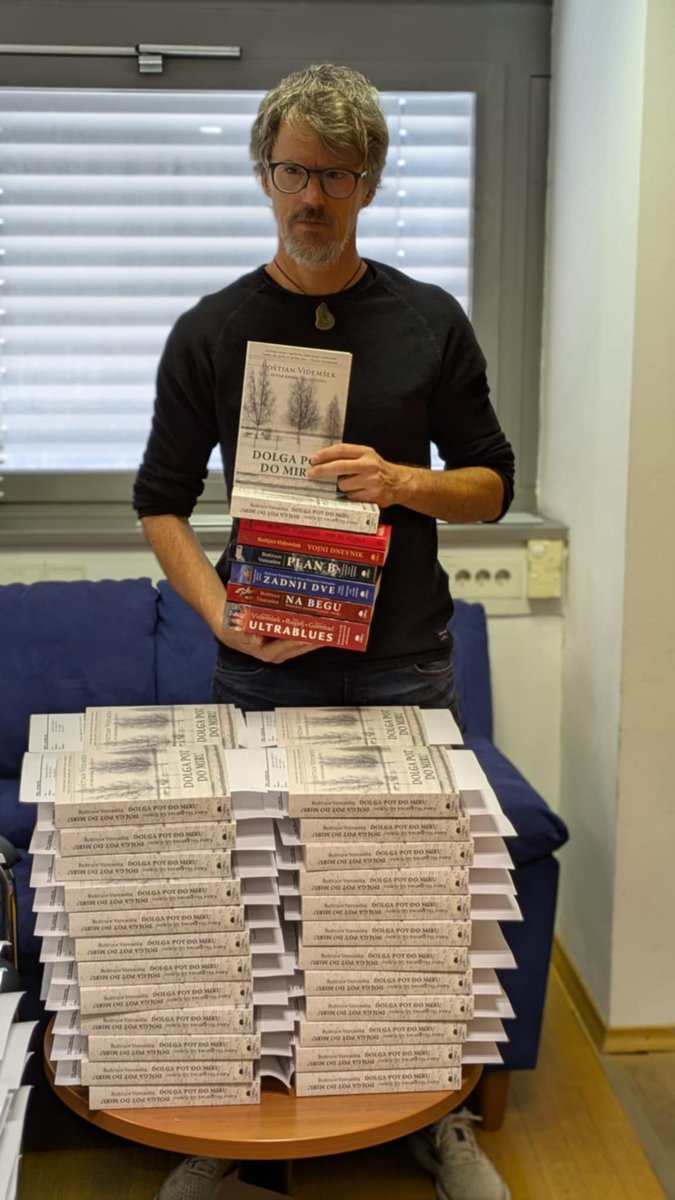 Moja nova knjiga Dolga pot do miru: Srebrenica, Galicija in Ukrajina, Auschwitz, Gaza (UMco) je danes prišla iz tiska. Knjiga o vojni, miru, spominu in zgodovini ter travmah bo do jutri zvečer še na voljo v prednaročilu na: bukla.si/umco/dolga-pot… .