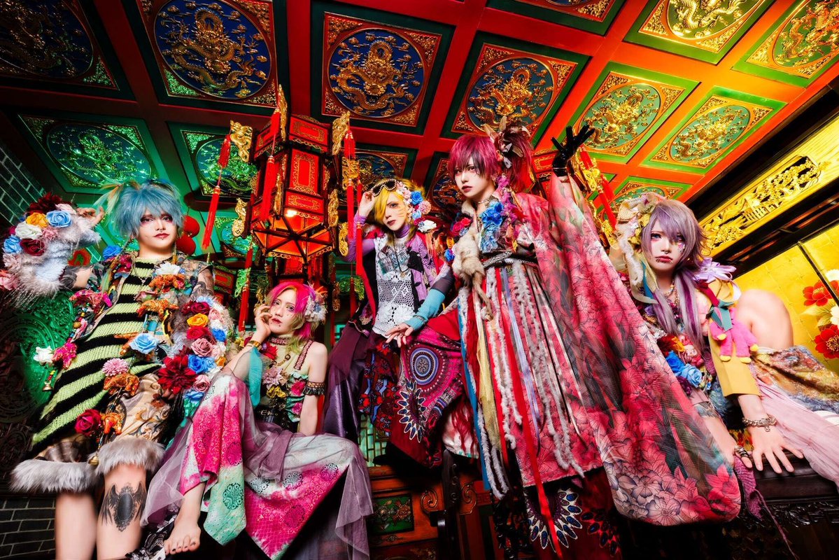 ziro_daisuki's tweet image. วง &quot;MACHINA&quot; ได้ปล่อย MV &quot;天獄&quot; มาให้แฟน ๆ ชมกันครับใครเป็นแฟนวงนี้ไปชมกันเลยครับ
MV👇 
buff.ly/e8YD2dI 
#MACHINA #vkei #jrock #zirodaisuki #ผมชอบครับ #เพลงญี่ปุ่น #ビジュアル系 #V系 #MV