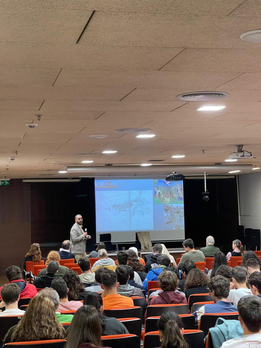 HistoriaOurense's tweet image. O 30 de outubro de 2025, celebrarase a II Xornada Territorio e Identidade, un encontro para afondar na relación entre o territorio, a memoria e a identidade galega. Participaron Ramón Vila Anca, Virginia Barciela González e Carlos J. Galbán Malagón.