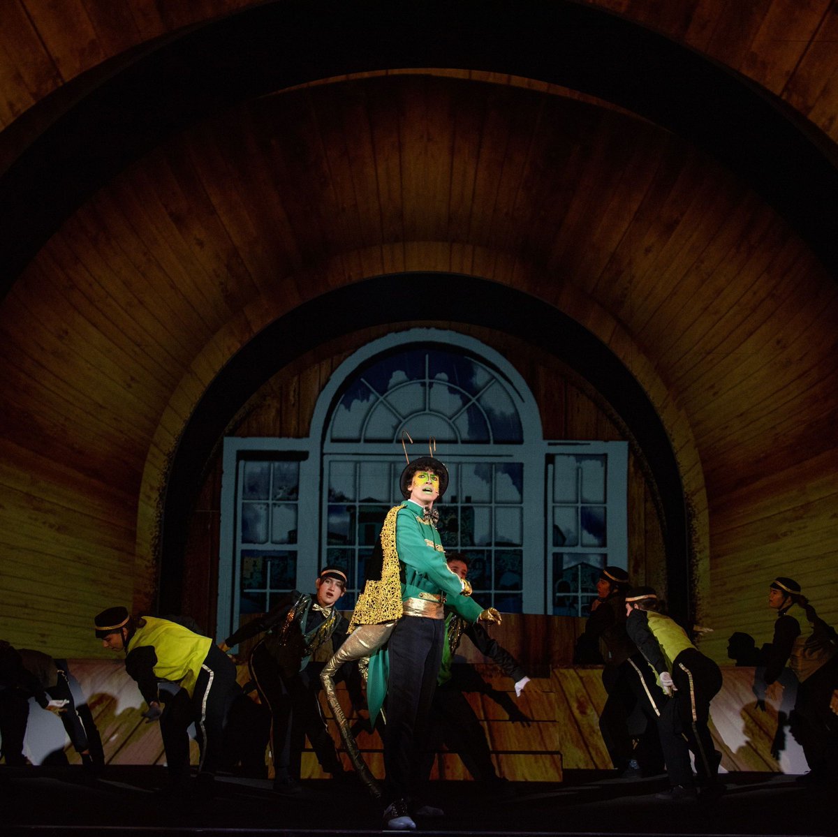 PINOCCHIO🪵

És l’última temporada i en Beppe, en Volpe, en Gatto, en Mangiafuoco i en Postiglione t’esperen al teatre per viure una aventura junts! 💫 

Entrades ➡️ buff.ly/zzEbinV

📸 Jordi González

#PinocchioJF #Sabadell #TeatreInfantil #JoventutdelaFarandula #Musical