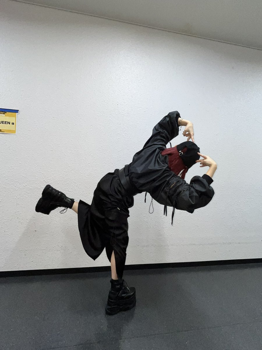 バズリズムLIVE2025ありがとうございました！！！
袖走ってたのしかったーーーーー！！

 #バズライブ