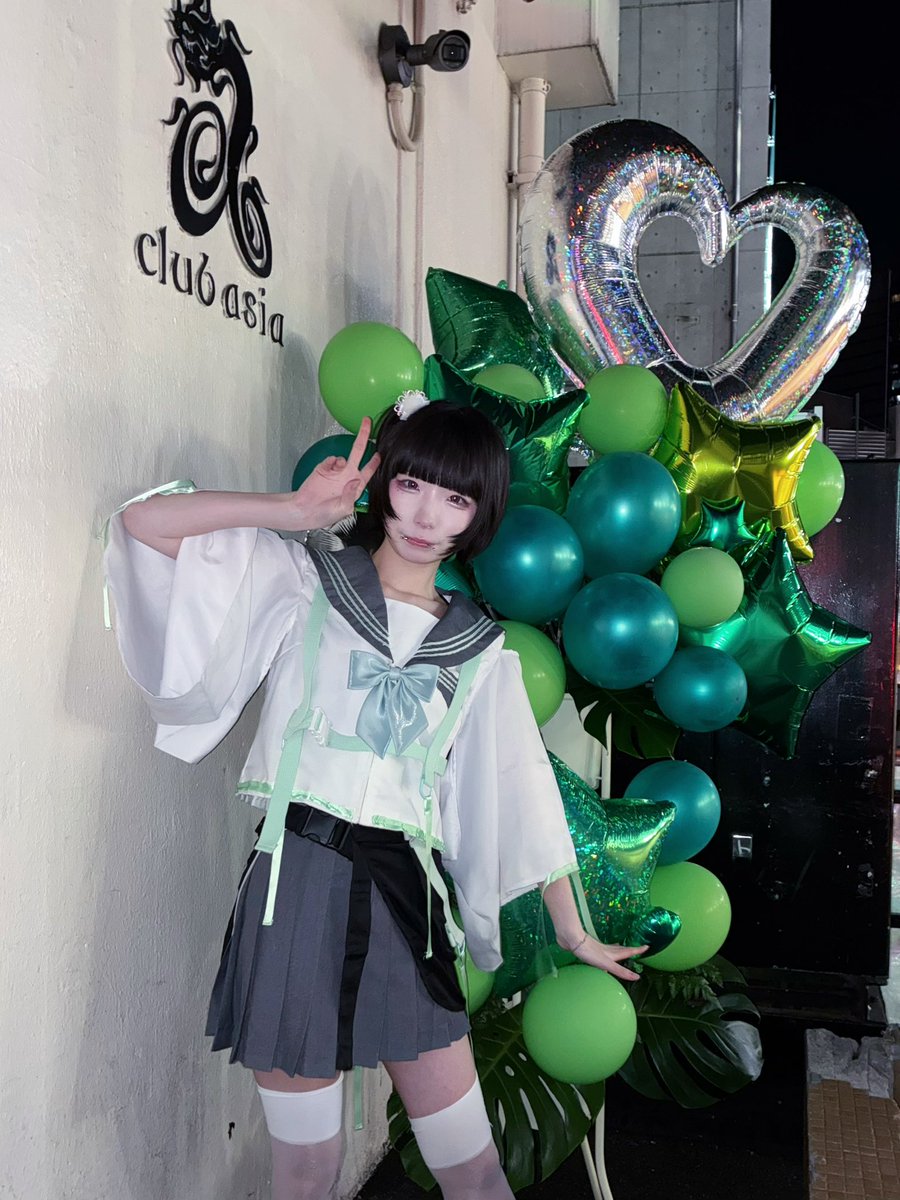 mai_716_'s tweet photo. 11月1日埋葬卒業ライブみんな来てくれてありがとう〜！

NEO TOKYO-TRIBEに入って2年、色々なことがあったけどみんなと出会えてたくさんの経験ができて楽しかったよ〜✨

ちゃんと卒業できて、最後のライブができて、みんなにありがとうって言えて本当に良かった！！

たくさん寝ます！おやすみ〜💤 https://t.co/WKR8s1QrGA