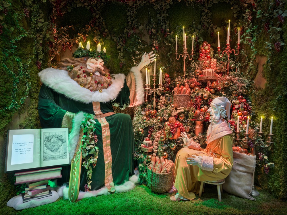 Fenwick unveils its 2025 Christmas Window: Dickens’ A Christmas Carol brought to life by Chris Riddell. Find out more ➡️ a1retailmagazine.com/christmas/fenw… #retail #retailnews #Fenwick #Christmas #windows #AChristmasCarol
