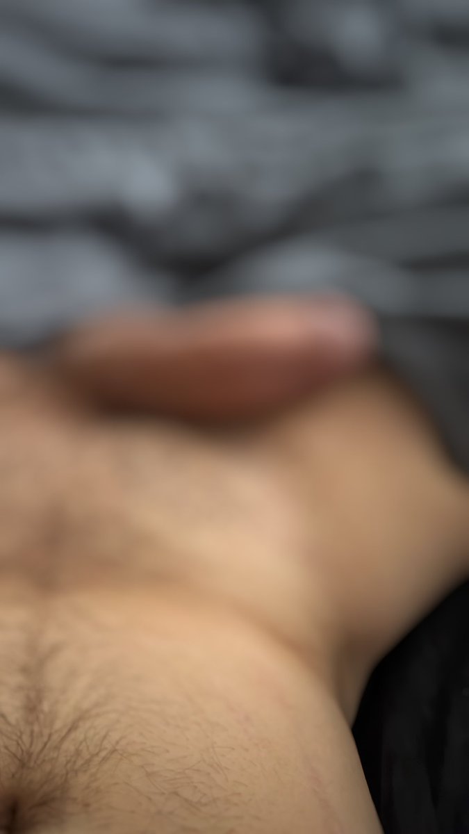 rookraven098's tweet photo. Do you want to see my big dick? 😈👅
Repost if u want ! 😛 https://t.co/Oe0rDhalRp