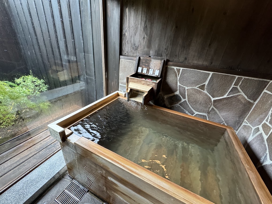 月山もも🍶＃ひとり旅本 11刷 on X