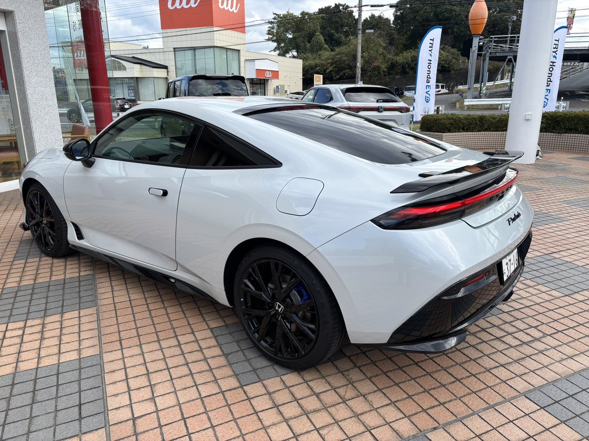 TAMA_CIVIC's tweet photo. 新型プレリュード
試乗してきました！
ゆったりしたドライブも、S+モードに入れた少し攻めた走りも両方楽しめて、素晴らしいスペシャリティカーだと思います！
欲しい… https://t.co/FBn6vzK5FN