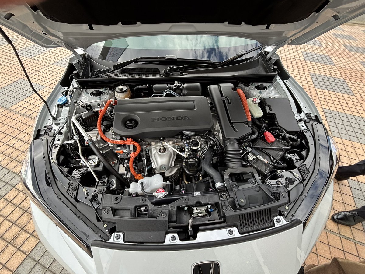 TAMA_CIVIC's tweet photo. 新型プレリュード
試乗してきました！
ゆったりしたドライブも、S+モードに入れた少し攻めた走りも両方楽しめて、素晴らしいスペシャリティカーだと思います！
欲しい… https://t.co/FBn6vzK5FN