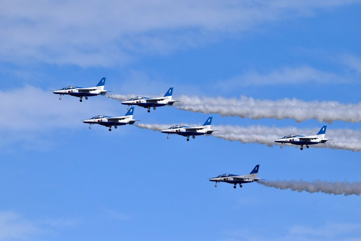 よくできましたありがとう✈️

#入間航空祭
#入間基地
#ブルーインパルス