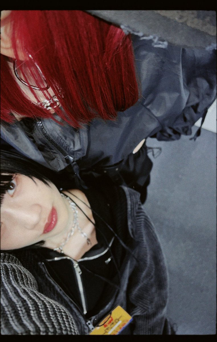 yasashimiyoshi's tweet photo. バズリズムライブ2025
CLAN QUEEN ありがとございましたーー！☆≡｡ﾟ.

横アリ広くて近くて凄い！🦈🦭🐋
楽しかったのでまた来たいなワンマンで 

#バズリズムLIVE https://t.co/zNcfUzQeCn