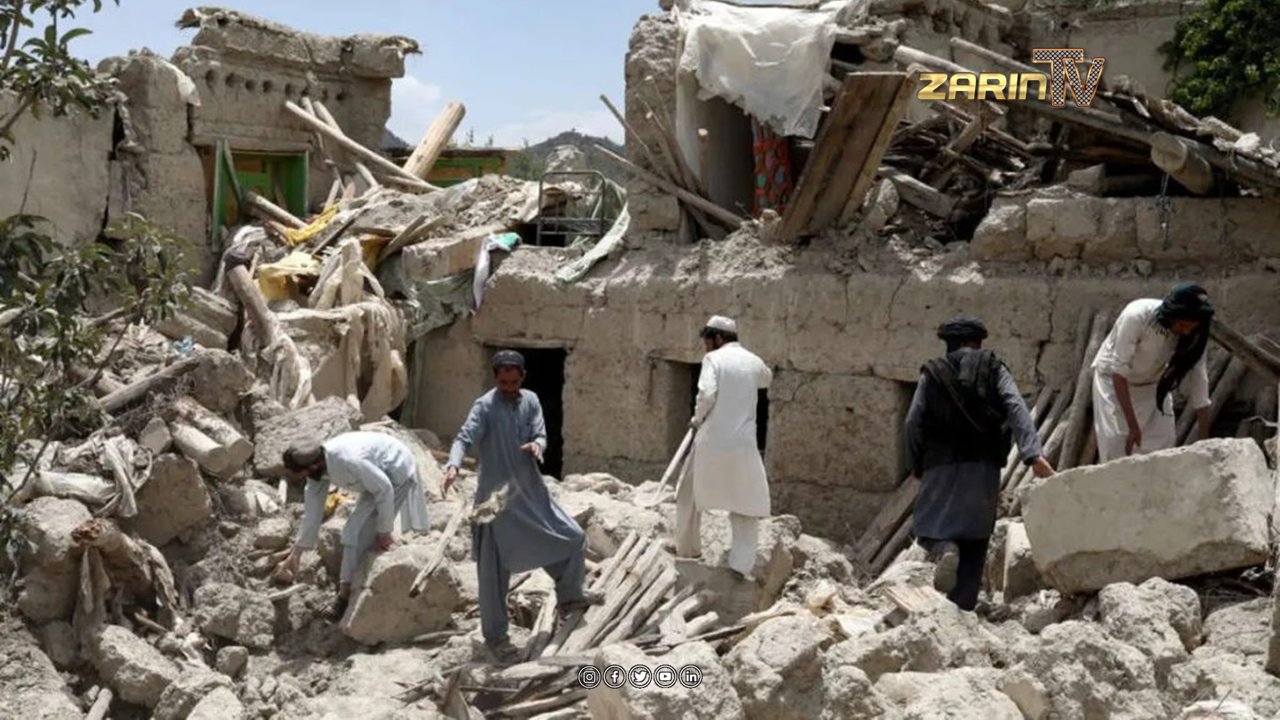 سفیر جاپان با خانواده های زلزله زدگان همدردی کرد