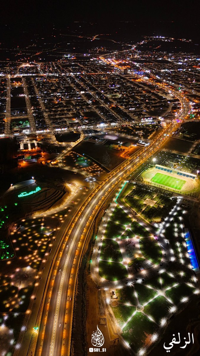 مدينة الزلفي ليلاً، وسط المملكة العربية السعودية 🇸🇦

Al Zulfi city at night, central Kingdom of Saudi Arabia