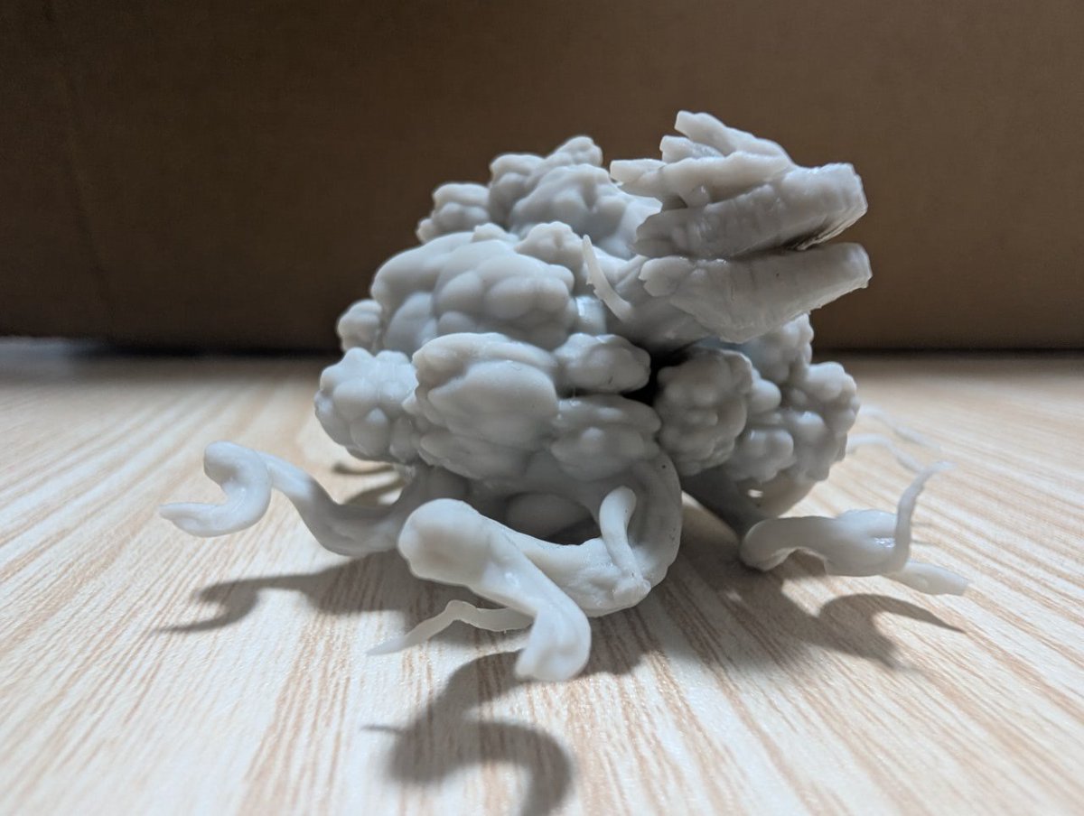 エグドラシルつくりました！
ペイントするぞぉ
#3Dプリント
#nomadsculpt 
#ドラゴンクエスト