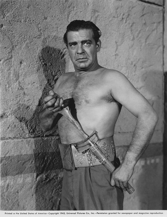 Hollywood actors in the 2020s:

>Olympic athlete-level training regimen, physique no average man will ever achieve, roided to hell

Hollywood actors in the 1940s:

>Literal dad bod lmao