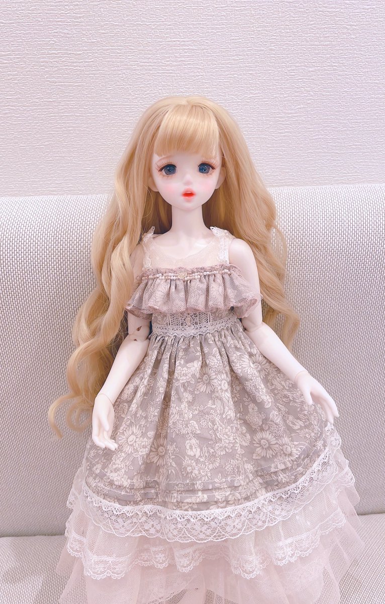 ShishimaruDolls's tweet photo. #LINAchouchou15th

今日届きました🌟　
めちゃくちゃかわいいᜊ(˶ᐢ. .ᐢ˵)ᜊ
勇気を出して注文してよかったです🌷
(夜の撮影でごめんなさい)
またリナシュシュさんのお人形買えるようにがんばる🫶💗 https://t.co/TukpKrhJMH