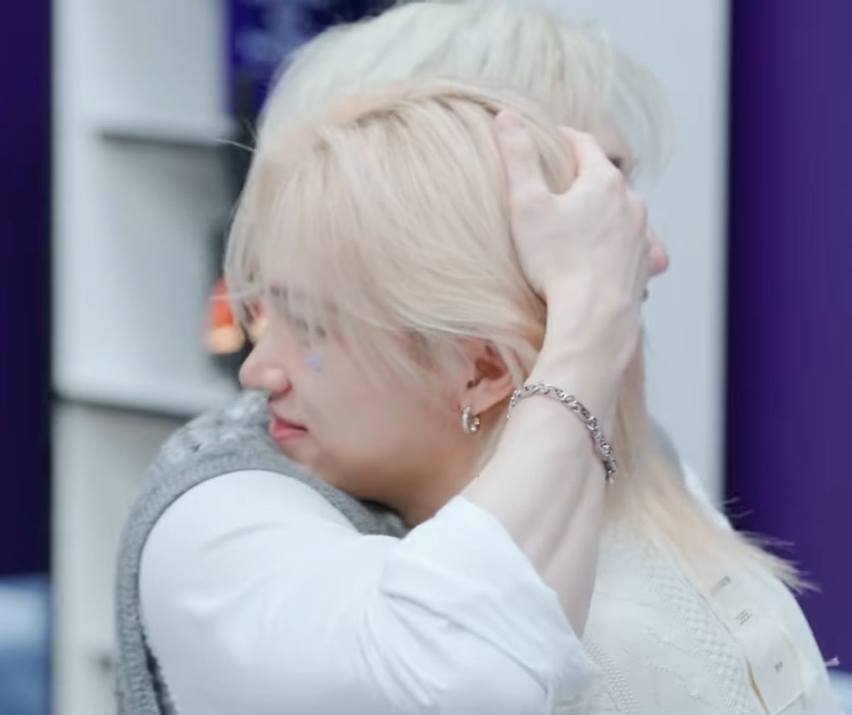 Eva | misses SKZ tweet media