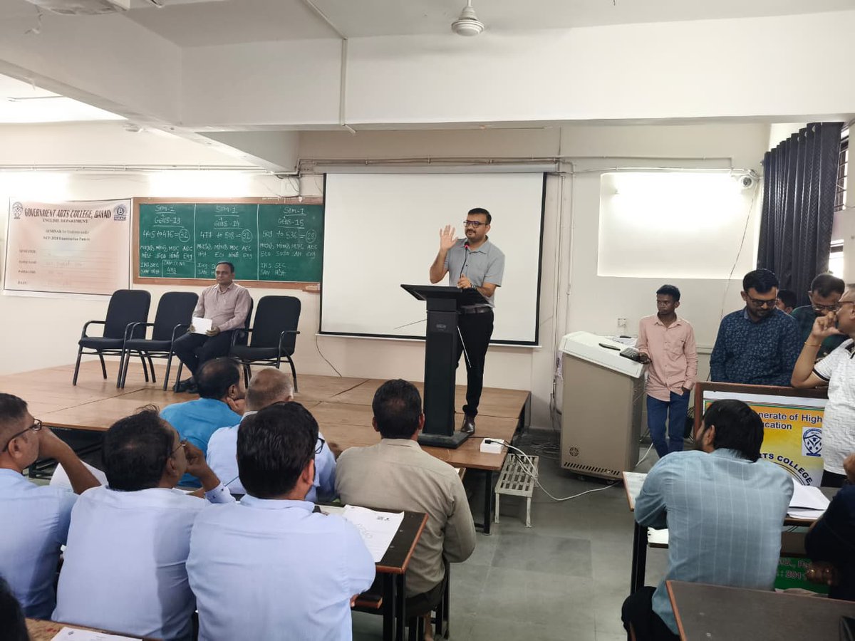 EroBayad's tweet photo. ચૂંટણી પંચ ધ્વારા જાહેર કરેલ SIR કાર્યક્રમ અન્વયે આજ રોજ ૩૨-બાયડ વિધાનસભા મતવિસ્તારના બાયડ તાલુકાના બીએલઓ, બીએલઓ સુપરવાઇઝર તથા કર્મચારીઓને તાલીમ તથા માર્ગદર્શન આપવામાં આવ્યું. @CollectorArv @DdoArvalli @AravalliGog https://t.co/4bNY8EoZ1n