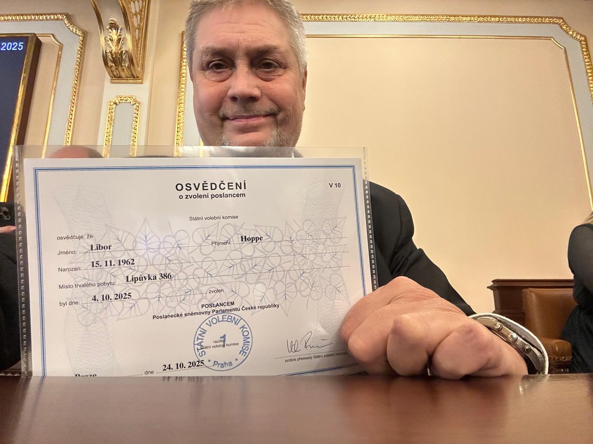 LiborHoppe's tweet image. Jdeme na to!🇨🇿

První schůze Poslanecké sněmovny — symbolický začátek nového volebního období.
Práce se pomalu rozbíhá, čeká nás spousta výzev.👆