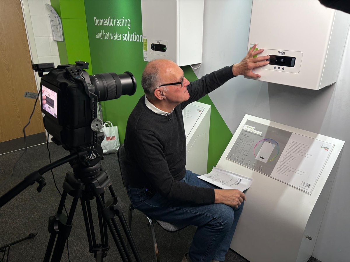 POV: We're Filming a Training Video with David!! 👀 

We've got some exciting upcoming video projects that will be released on our YouTube channel in the near future. 

Subscribe today to keep up to date with us and watch the latest content: youtube.com/@VokerabyRiello

#Videos