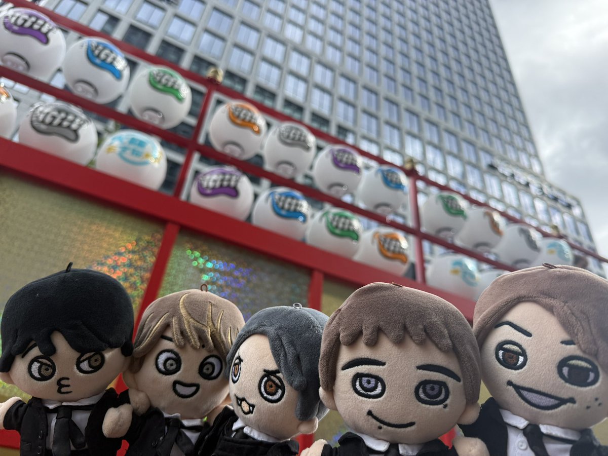 ／
#御堂筋ランウェイ2025 
ありがとうございました‼️
＼

-SETLIST-
♪ ズッコケ男道
♪ 無責任ヒーロー
♪ T.W.L
♪ 前向きスクリーム！
♪ 浪花いろは節
♪ 好きやねん、大阪。
♪ F・T・O
♪ 大阪レイニーブルース
♪ ∞SAKAおばちゃんROCK
♪ TAKOYAKI in my heart
♪ 大阪ロマネスク