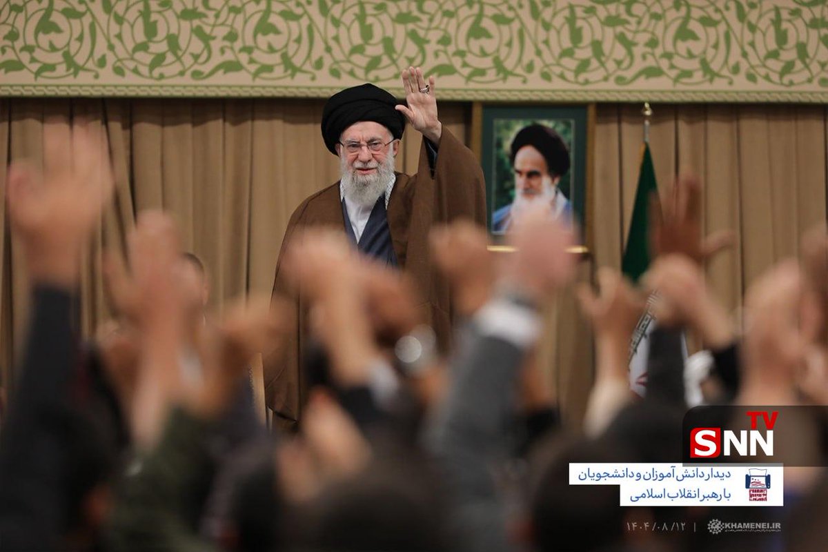 رهبر انقلاب: 
۱۳ آبان باید در تاریخ و حافظه ملی بماند. تسخیر سفارت آمریکا هویت حقیقی دولت آمریکا را روشن کرد.
#نسل_مقاومتیم
#GreatSatan