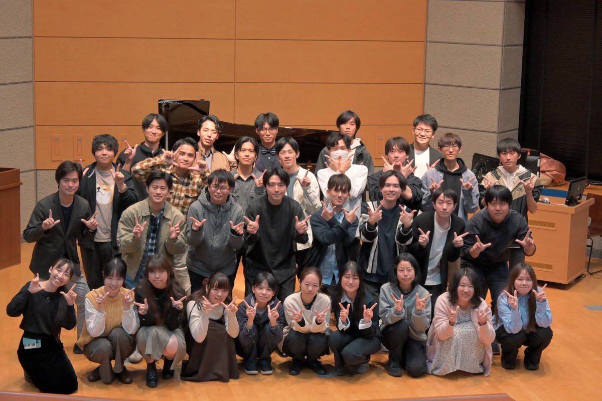hello_interplay's tweet photo. 2025.11.2

OB・OGコンサートを開催しました♪
先輩方と会い、素晴らしい演奏を聴くことが出来て本当に嬉しかったです💞 https://t.co/ak5zCymxr9