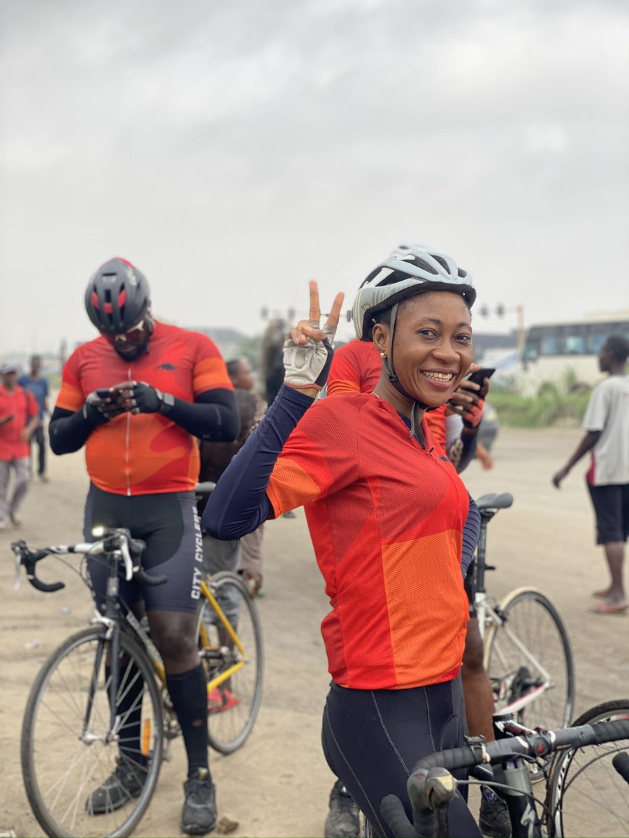 What’s your cycling goal for this week? 🚴🏽‍♀️🚴🏽