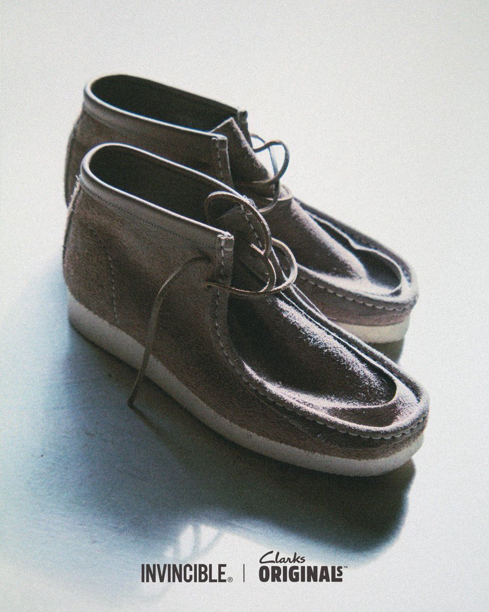 Clarks x INVINCIBLE 初コラボ『Wallabee Boot』が国内11月8日（土