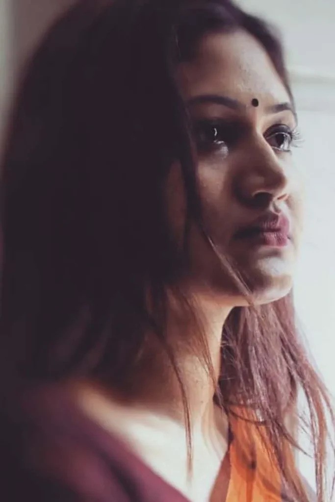 mastdppics's tweet image. Sad Girl Picture 

When you cannot share your feelings with anyone directly, you can indirectly share your feelings with others by posting a sad girl picture. This is one way to lighten your mood.

Click here - mastdp.in/sad-girl-dp/

#SadGirl #BrokenHeart #CryingInside