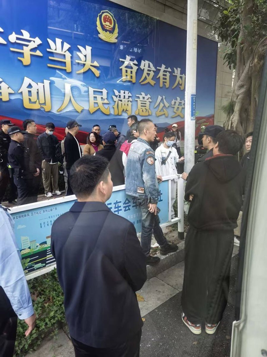 Call44Justice's tweet image. 