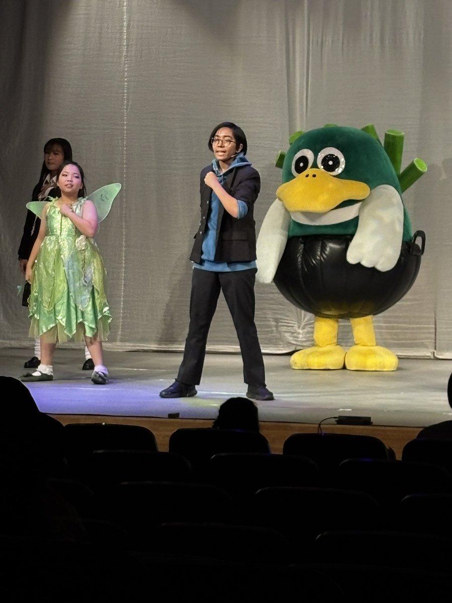 koshigayan's tweet photo. 劇団コシガヤン
創立10周年記念講演
【彩郷戦士コシガヤン】このあと、
2回目公演！当日券あります！
16:30開場
17:00開演

#劇団コシガヤン
#中央市民会館 https://t.co/jOlNsWVqbp