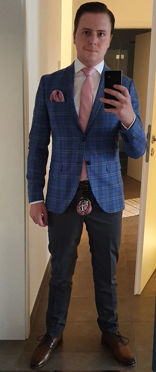 suitfetish tweet media