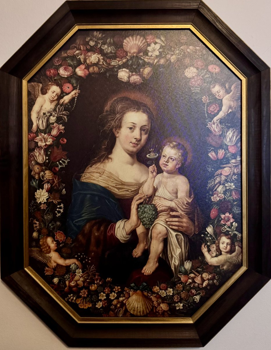 Maria 👸
Met een druiventros die wordt geperst in het lijden (gesymboliseerd door de passiebloem) van Christus 🍇
Geschilderd ca. 1650, in de Norbertijnse traditie, verwijzing naar de eucharistie💫
In een krans van bloemen symbolisch voor het hemels paradijs 🌺
#klooster #mystiek