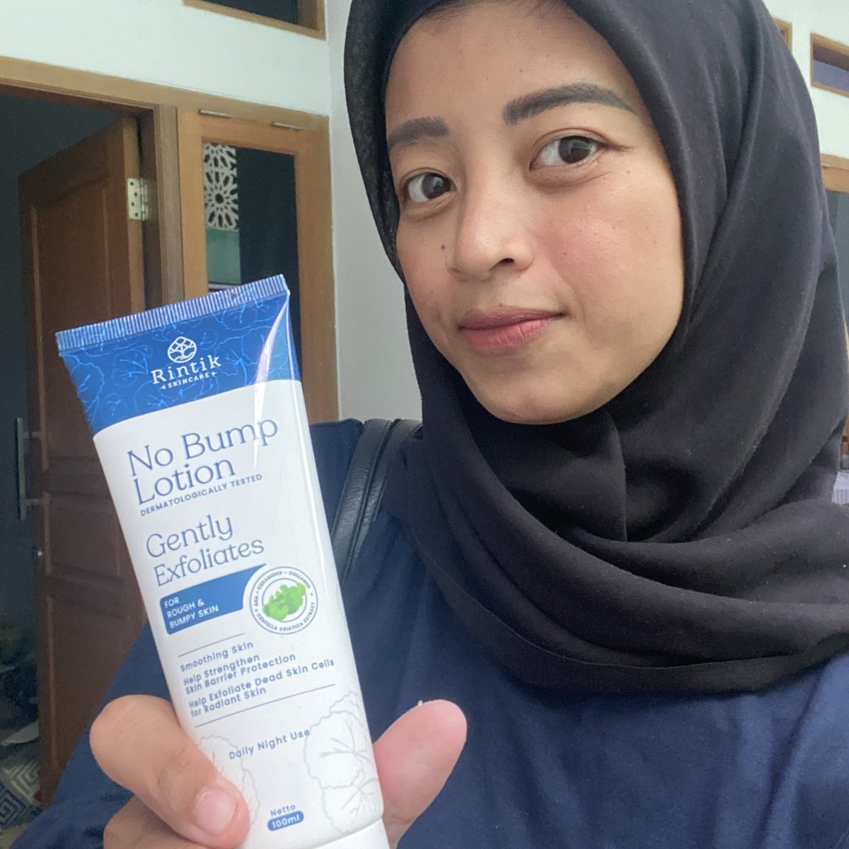 Pertamakali cobain skincare dari rintik checkout pas payday kemarin, lets tryy!

No bump lotion by <a href="/RintikSkincare/">#SKINCERELYOURS</a>
