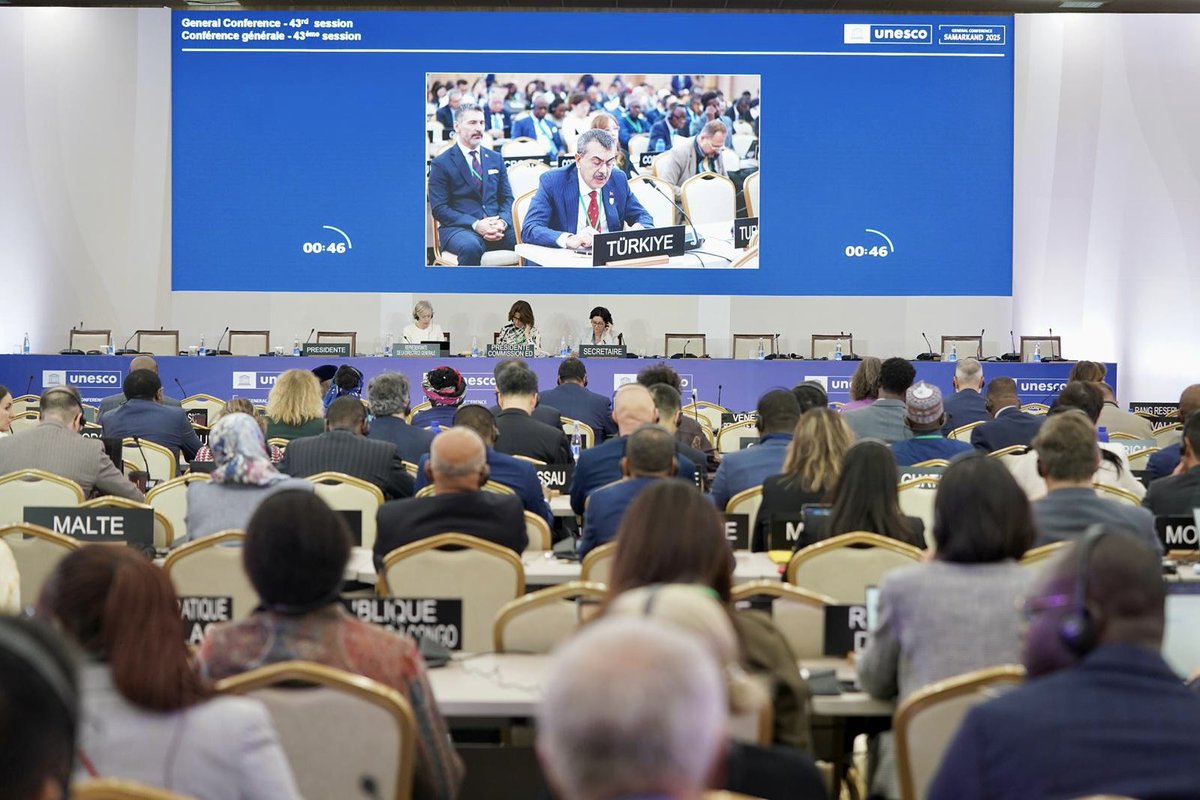 tcmeb_en's tweet image. Minister @Yusuf__Tekin addressed participants at the Ministers’ Session titled “Transforming Tomorrow Today: Skills Needed for a Sustainable Future,” held within the framework of the  UNESCO’s 43rd General Conference

👉 meb.ai/6jXGjC