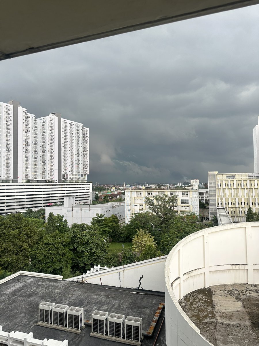 studywithkani's tweet image. gelapnyo